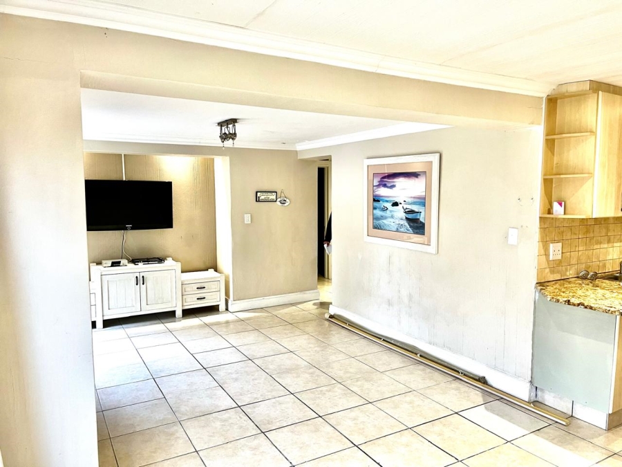 2 Bedroom Property for Sale in Keurboomstrand Western Cape